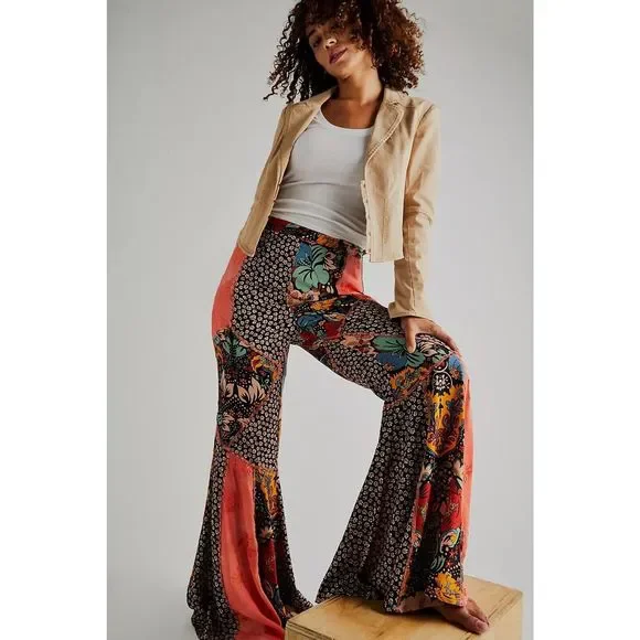 New Free People Love Is Wild Bell Bottoms Pants SZ Small - Picture 1 of 7